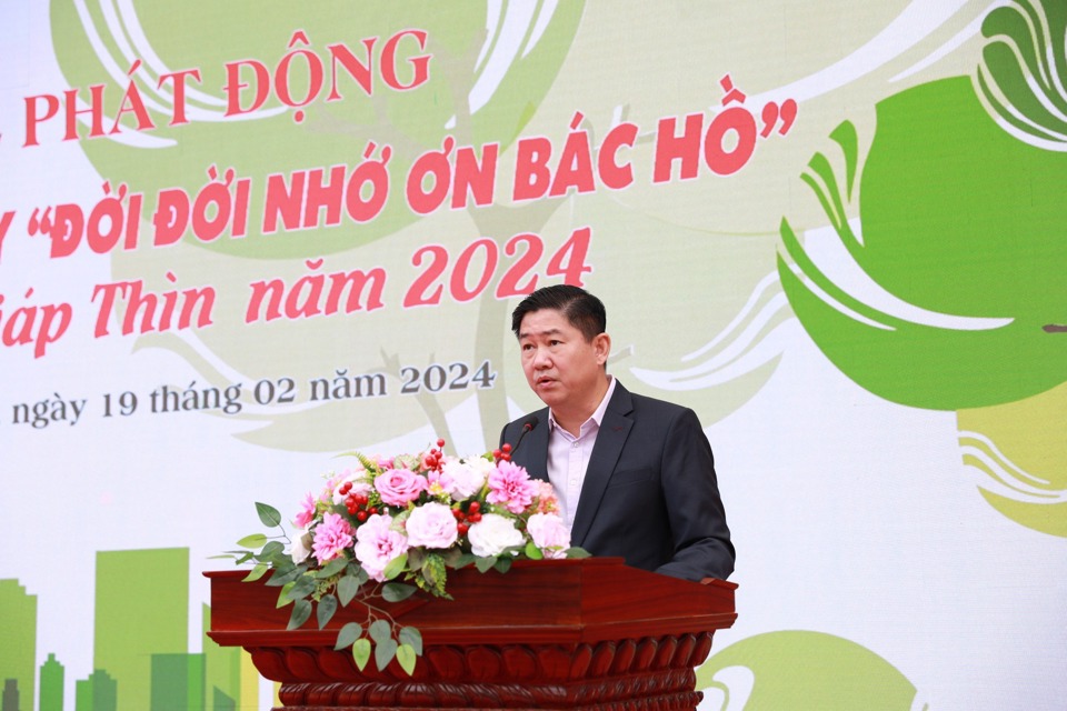 Ph&oacute; Chủ tịch UBND quận Ba Đ&igrave;nh Nguyễn Trung Dũng ph&aacute;t biểu tại chương tr&igrave;nh.