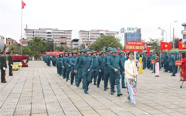 Huyện Gia Lâm: Tổ chức lễ ra quân huấn luyện năm 2024 - Ảnh 1