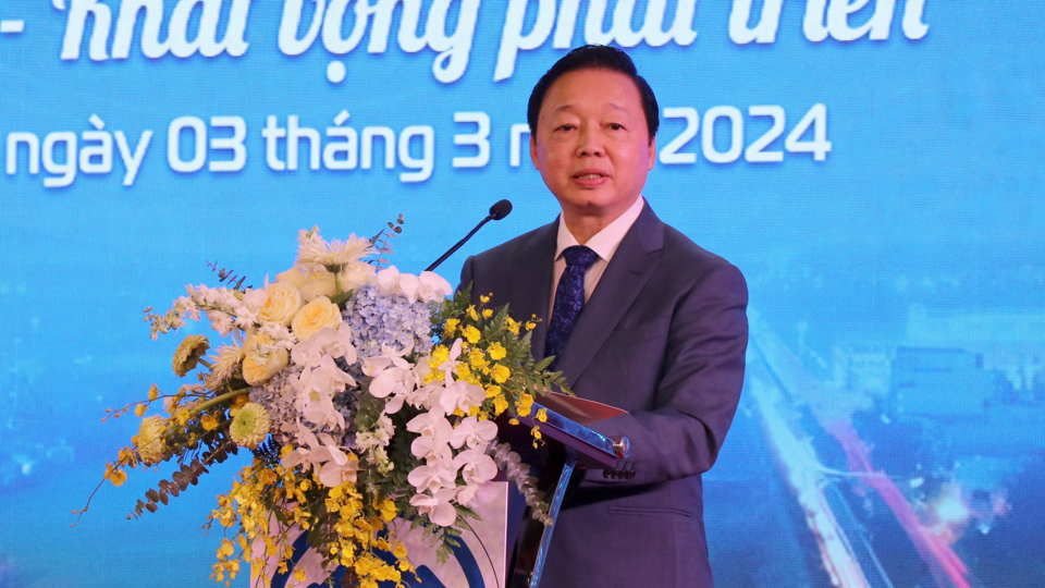 Ph&oacute; Thủ tướng Trần Hồng H&agrave; ph&aacute;t biết tại Hội nghị. (Ảnh: T. Thi)