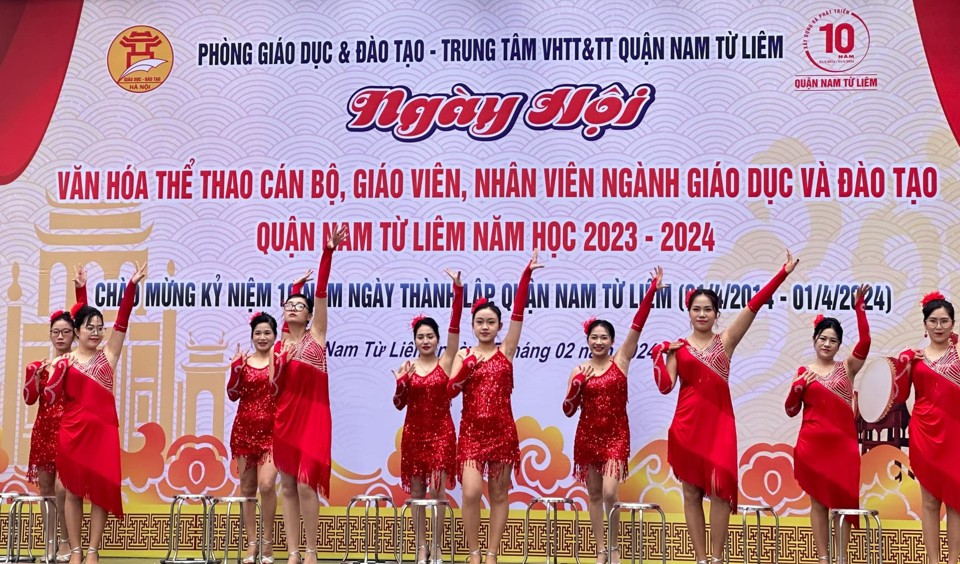 Các cô giáo tham gia Ngày hội Văn hóa Thể thao năm học 2023 - 2024