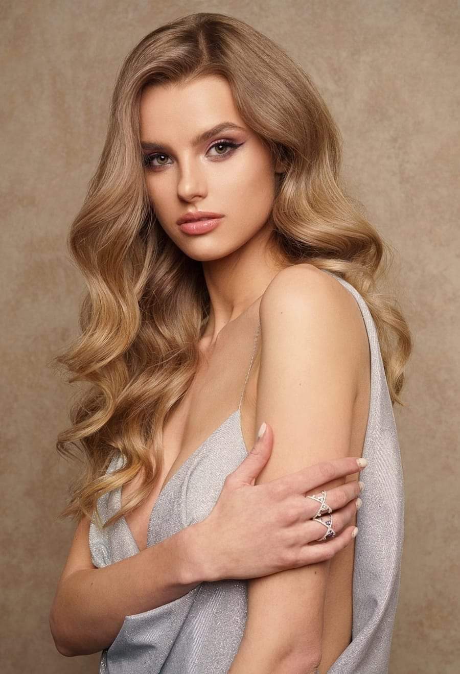 Trực tiếp: Người đẹp Cộng hòa Czech lên ngôi Hoa hậu Thế giới Miss World 2024 - Ảnh 6