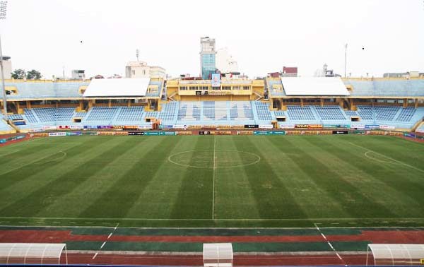 Sân Hàng Đẫy có 3 đội bóng chọn là sân nhà tại V-League. Ảnh: Ngọc Tú.