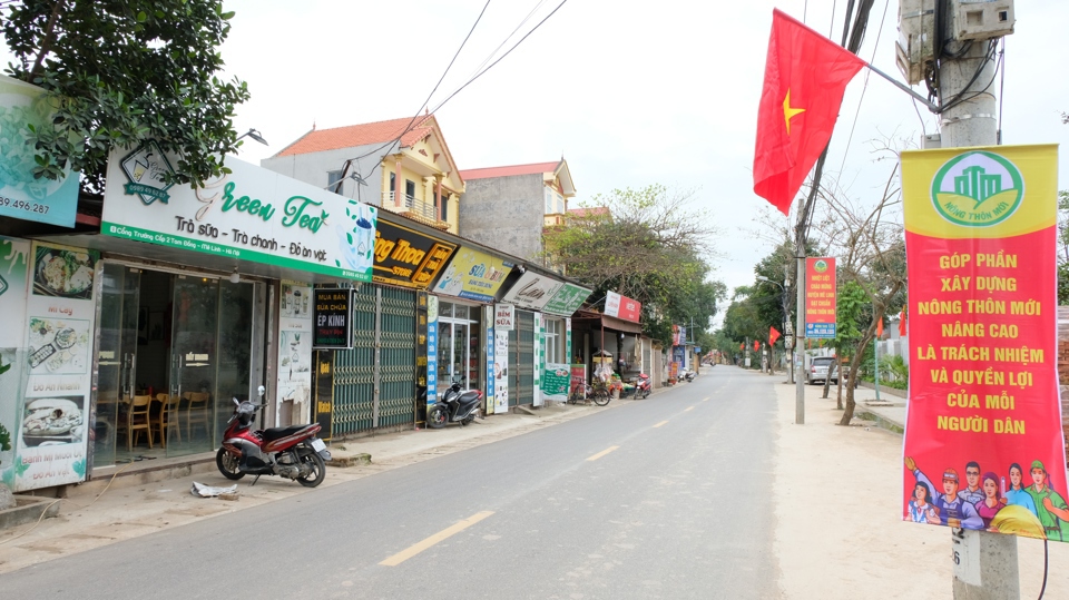 Đường giao thông nông thôn tại xãTam Đồng, huyện Mê Linh. Ảnh:TrọngTùng