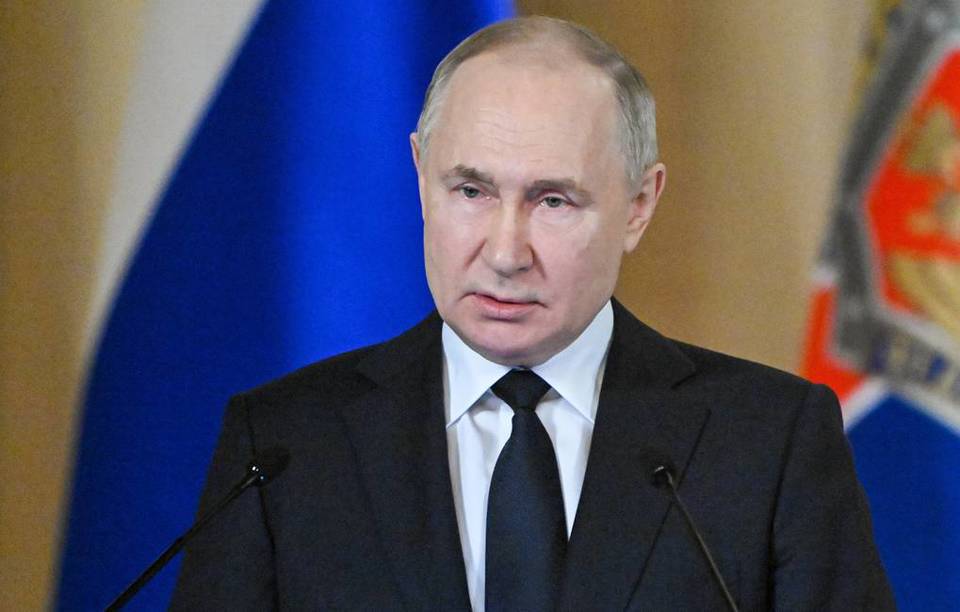Tổng thống Nga Vladimir Putin triệu tập c&aacute;c cơ quan điều tra v&agrave; thực thi sau thảm kịch. Ảnh: Reuters
