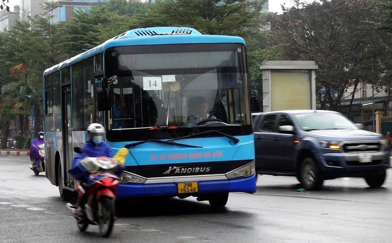 Trung t&acirc;m Quản l&yacute; giao th&ocirc;ng c&ocirc;ng cộng th&agrave;nh phố H&agrave; Nội vừa ph&aacute;t đi th&ocirc;ng b&aacute;o về việc dừng hoạt động c&aacute;c tuyến bu&yacute;t số 10, 14, 18, 44, 145.