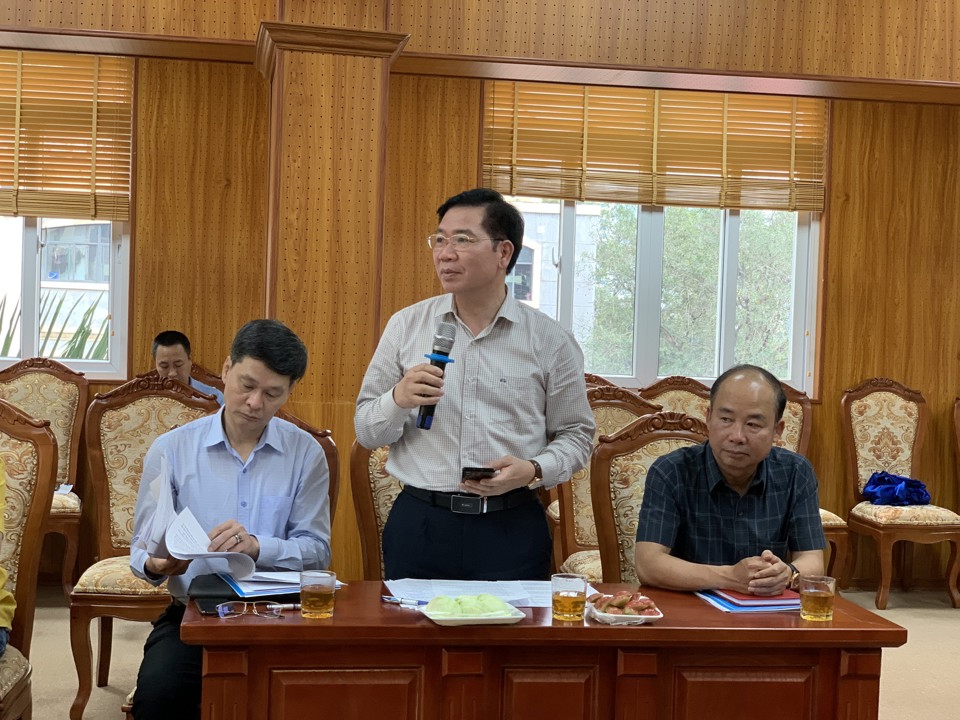 Ph&oacute; Chủ tịch Li&ecirc;n đo&agrave;n lao động Th&agrave;nh phố H&agrave; Nội Nguyễn Huy Kh&aacute;nh ph&aacute;t biểu tại cuộc họp