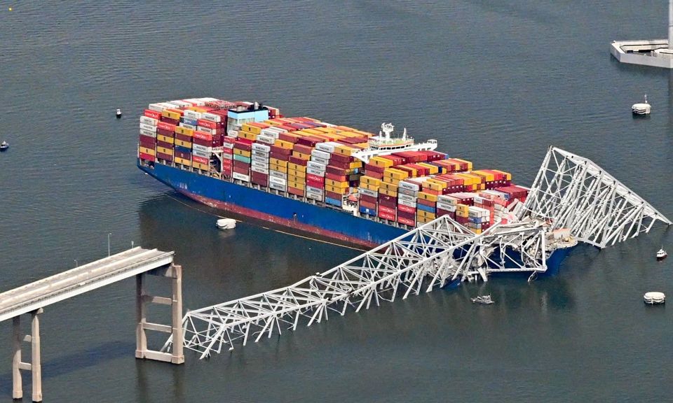 Hiện trường tàu container đâm sập cầu Francis Scott Key ở Baltimore, Maryland. Ảnh: Shutterstock