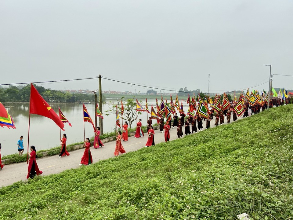Hấp dẫn lễ hội Phụng Nghênh tại xã Phù Đổng, huyện Gia Lâm  - Ảnh 4