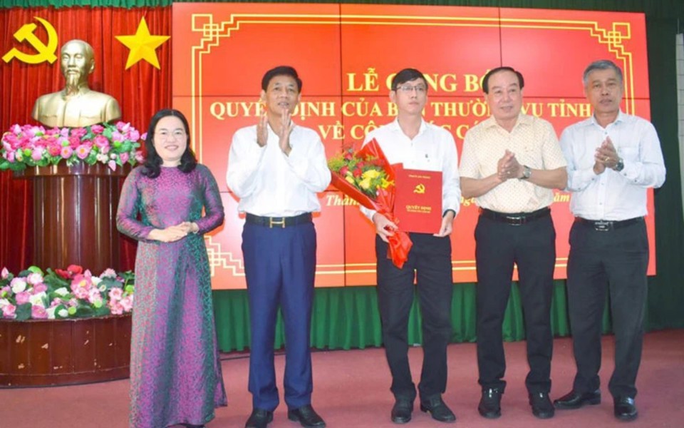 &Ocirc;ng Th&aacute;i Đăng Khoa, Ch&aacute;nh văn ph&ograve;ng Tỉnh ủy S&oacute;c Trăng được điều động, chỉ định giữ chức B&iacute; thư Th&agrave;nh ủy TP S&oacute;c Trăng nhiệm kỳ 2020-2025. Ảnh: Xu&acirc;n Lương