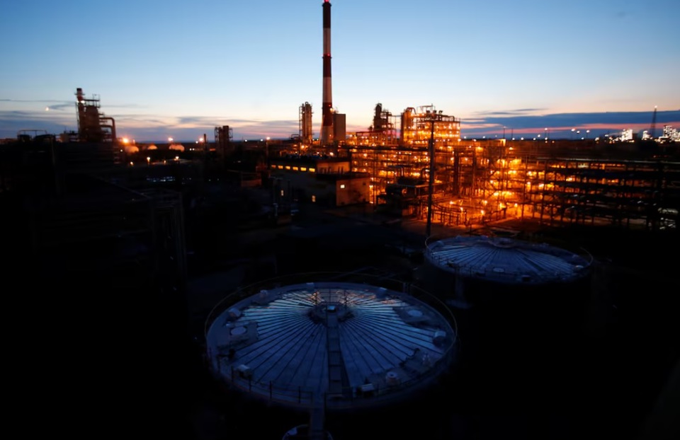To&agrave;n cảnh khu phức hợp lọc dầu Taneco, một phần của tập đo&agrave;n sản xuất dầu mỏ Tatneft của Nga. Ảnh: Reuters&nbsp;