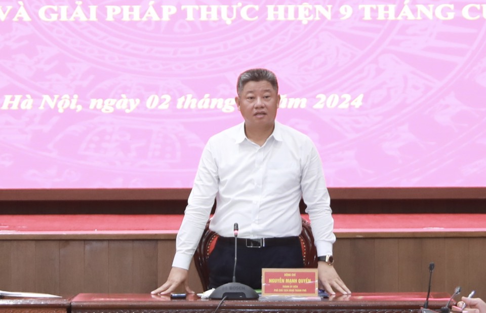 Ph&oacute; Chủ tịch UBND TP Nguyễn Mạnh Quyền ph&aacute;t biểu tại hội nghị.