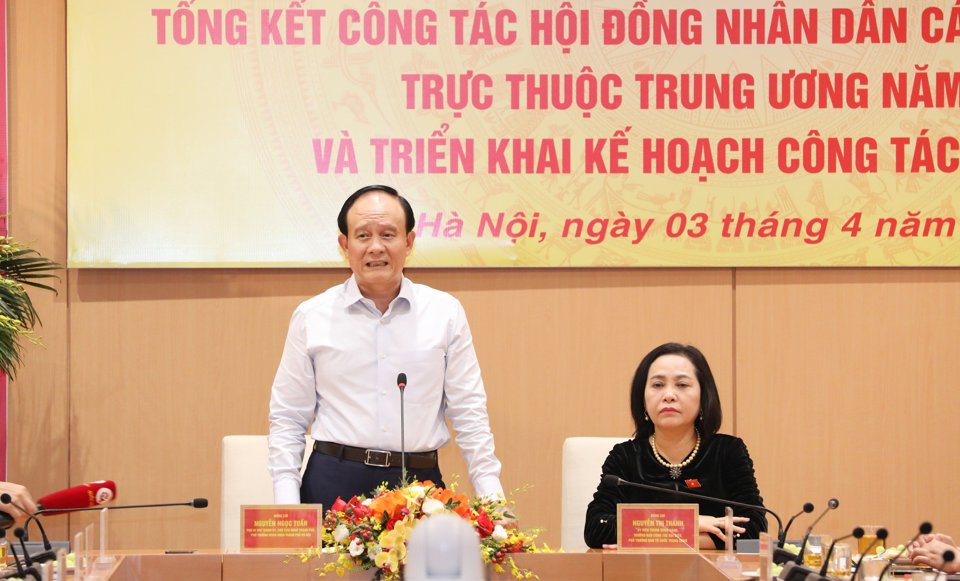 Chủ tịch HĐND TP H&agrave; Nội Nguyễn Ngọc Tuấn kết luận hội nghị