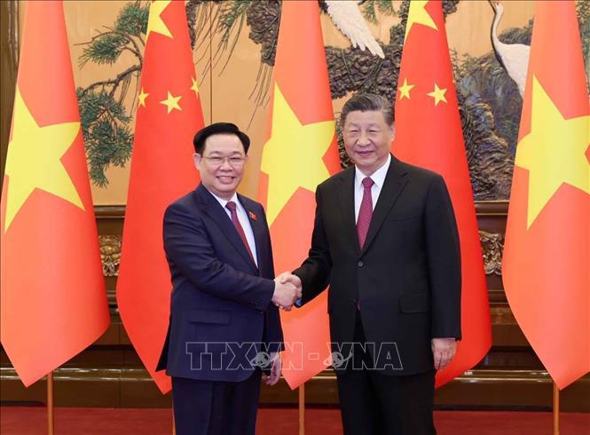 Chủ tịch Quốc hội Vương Đình Huệ hội kiến Tổng Bí thư, Chủ tịch nước Trung Quốc Tập Cận Bình - Ảnh 1