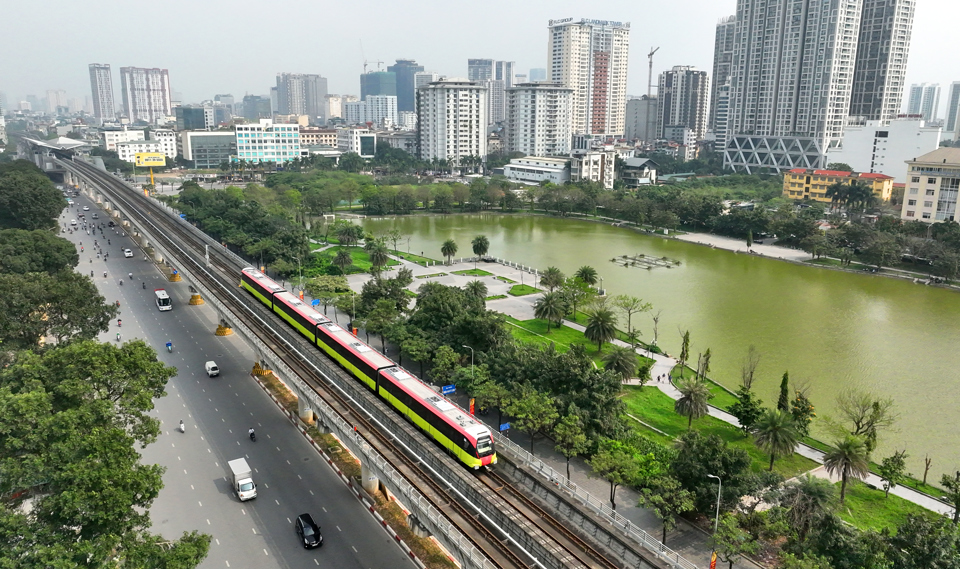 Một góc Thủ đô Hà Nội nhìn từ hướng Tây. Ảnh: Phạm Hùng