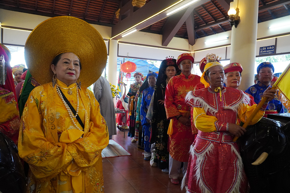 Lễ hội Am Ch&uacute;a l&agrave; một lễ hội truyền thống của người d&acirc;n tr&ecirc;n địa b&agrave;n tỉnh Kh&aacute;nh H&ograve;a v&agrave; cả nước. Ng&agrave;y khai lễ như b&aacute;o hiệu cho mọi người về m&ugrave;a lễ Mẫu th&aacute;ng Ba, để thu xếp được về b&ecirc;n Mẫu, d&acirc;ng l&ecirc;n Mẫu những lễ vật giản dị, tấm l&ograve;ng th&agrave;nh k&iacute;nh.