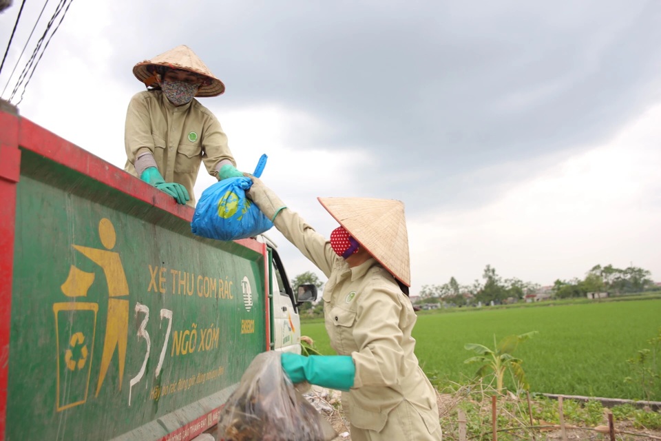 Phân loại rác tại nguồn sẽ mang đến những lợi ích to lớn và lâu dài. Ảnh: Nguyễn Quý