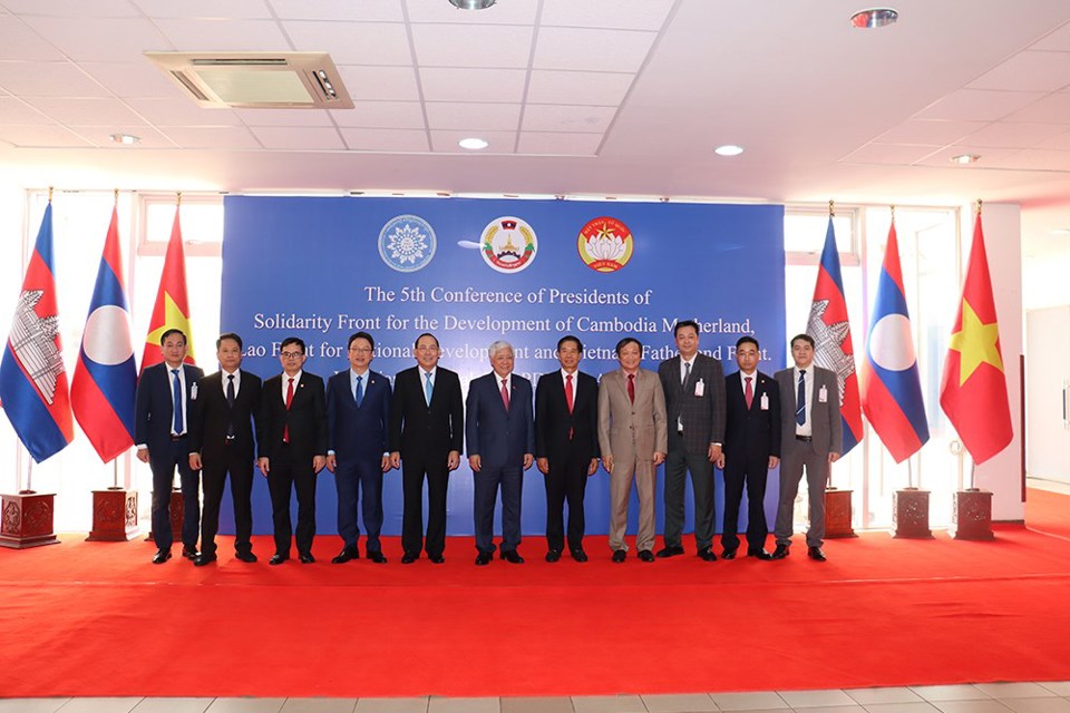 Đo&agrave;n đại biểu cấp cao UBTƯ MTTQ Việt Nam tại Hội nghị Chủ tịch Mặt trận ba nước Campuchia - L&agrave;o - Việt Nam.