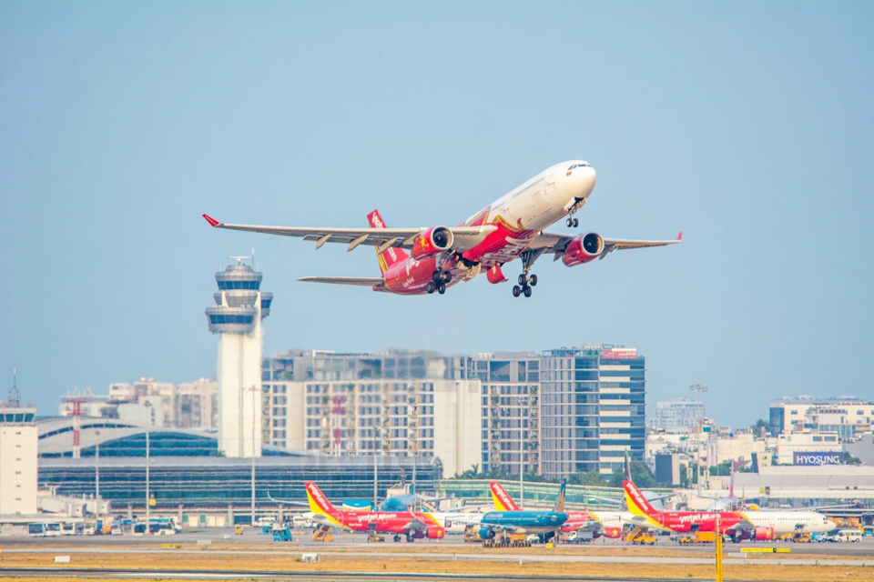 Trong số c&aacute;c h&atilde;ng h&agrave;ng kh&ocirc;ng, Vietjet lu&ocirc;n l&agrave; h&atilde;ng bay c&oacute; gi&aacute; vẻ tốt, được nhiều h&agrave;nh kh&aacute;ch đặt mua&nbsp;