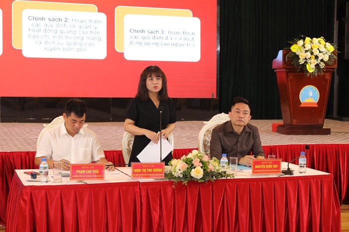Cục trưởng Cục Văn h&oacute;a cơ sở Ninh Thị Thu Hương ph&aacute;t biểu tại Hội thảo