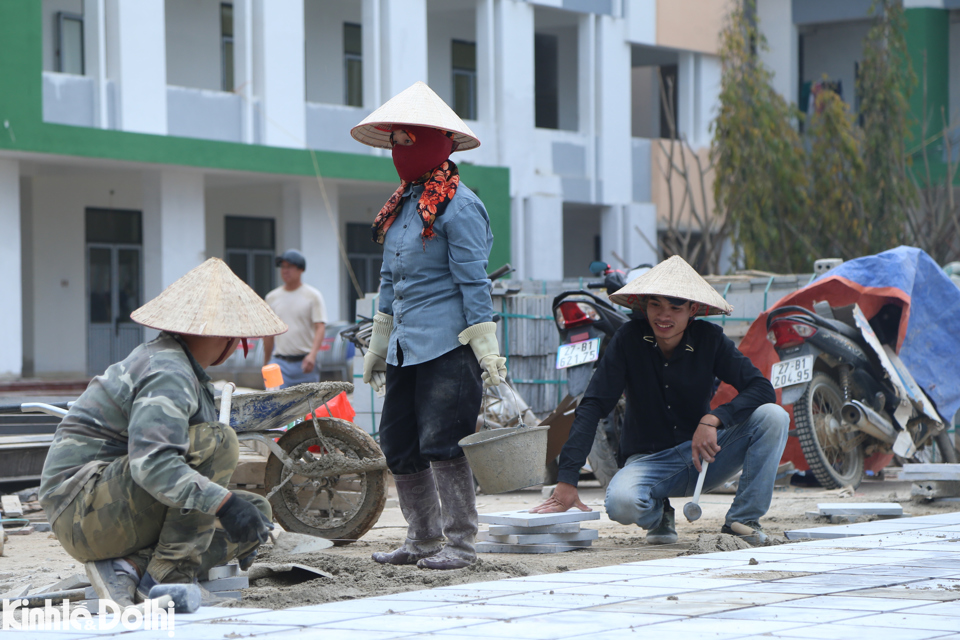 Dự kiến, c&ocirc;ng tr&igrave;nh sẽ được kh&aacute;nh th&agrave;nh v&agrave;o ng&agrave;y 26/4.