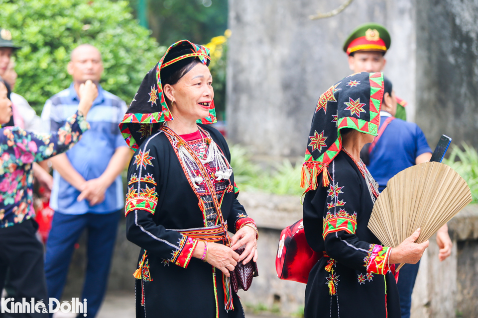 Ng&agrave;y Giỗ Tổ H&ugrave;ng Vương - Lễ hội đền H&ugrave;ng m&ugrave;ng 10 th&aacute;ng Ba &acirc;m lịch h&agrave;ng năm đ&atilde; trở th&agrave;nh điểm hẹn t&acirc;m linh của mỗi người d&acirc;n nước Việt.