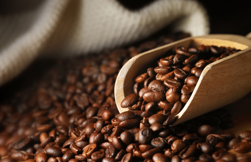 Giá cà phê hôm nay 17/4: vẫn tiếp tục tăng, Robusta vượt 4.000 USD/tấn