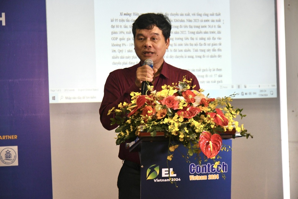Ph&oacute; Chủ tịch VABM Phạm Văn Bắc ph&aacute;t biểu tại khu&ocirc;n khổ hội thảo.