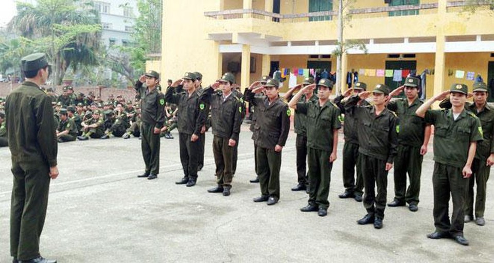 Hỗ trợ lực lượng tham gia bảo vệ an ninh, trật tự ở cơ sở chưa tham gia bảo hiểm y tế, bảo hiểm x&atilde; hội m&agrave; bị ốm đau, bị tai nạn, chết, bị thương khi thực hiện nhiệm vụ.&nbsp;