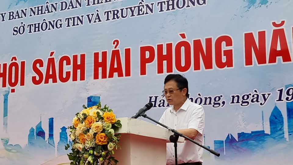 Gi&aacute;m đốc Sở TT&amp;TT Hải Ph&ograve;ng Phạm Văn Tuấn ph&aacute;t biểu.