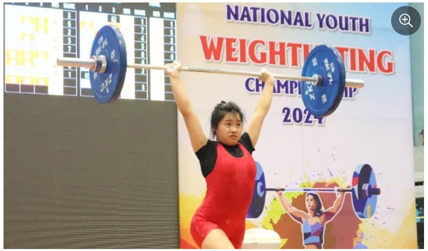 Phần thi của VĐV Lạng Sơn ở nội dung cử tạ nữ 13 &ndash; 14 tuổi, hạng c&acirc;n 55kg