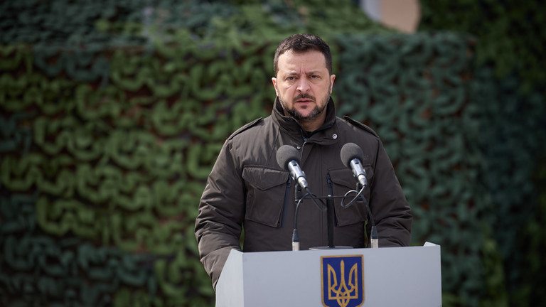 Tổng thống&nbsp;Ukraine Volodymyr Zelensky. Ảnh: RT