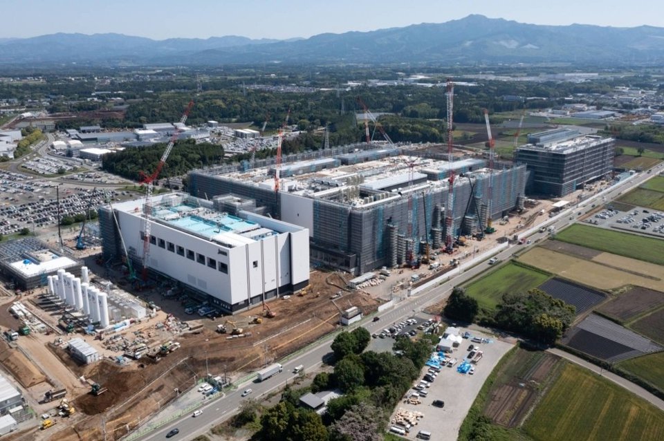 C&ocirc;ng trường x&acirc;y dựng nh&agrave; m&aacute;y mới của TSMC tại Kikuyo, tỉnh Kumamoto, Nhật Bản, v&agrave;o th&aacute;ng 5/2023. Ảnh: Bloomberg
