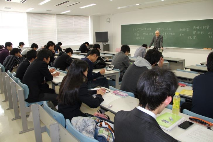 H&igrave;nh ảnh m&ocirc; phỏng lớp học ch&iacute;nh quy tại một trường đại học ở Nhật Bản. Ảnh: JP-Move