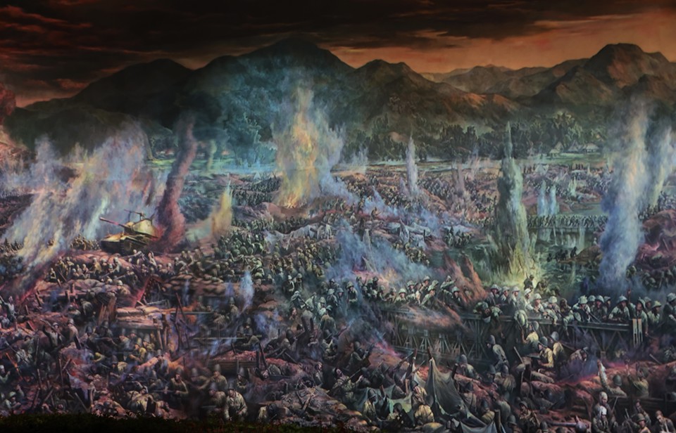 Bức tranh Panorama taacute;i hiện chiến dịch Điện Biecirc;n Phủ năm 1954.nbsp;