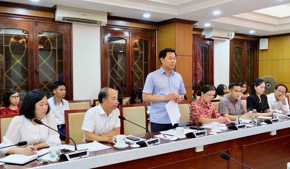 Gi&aacute;m đốc Sở NN&amp;PTNT H&agrave; Nội Nguyễn Xu&acirc;n Đại ph&aacute;t biểu tại hội nghị.