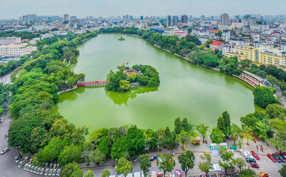 Hồ Gươm, Hà Nội. Ảnh: Vũ Minh Quân