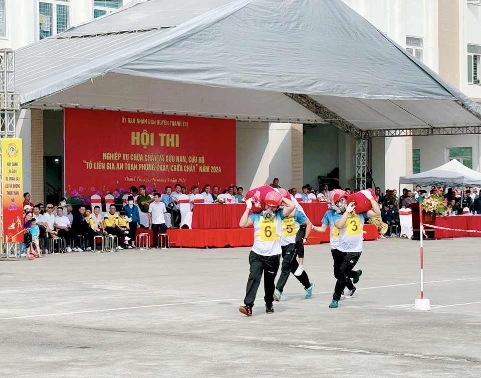 16 đội tham gia hội thi “Tổ liên gia an toàn PCCC” huyện Thanh Trì - Ảnh 1