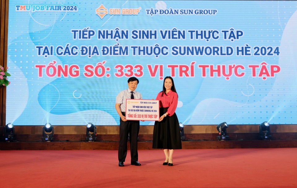 Tập đo&agrave;n Sun Group sẽ tiếp nhận 333 vị tr&iacute; thực tập tại c&aacute;c địa điểm thuộc SunWorld H&egrave; 2024.