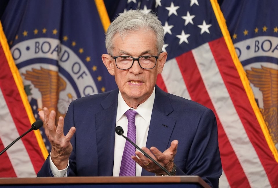 Chủ tịch Fed Jerome Powell trong cuộc họp b&aacute;o ng&agrave;y 1/5. Ảnh: CNBC