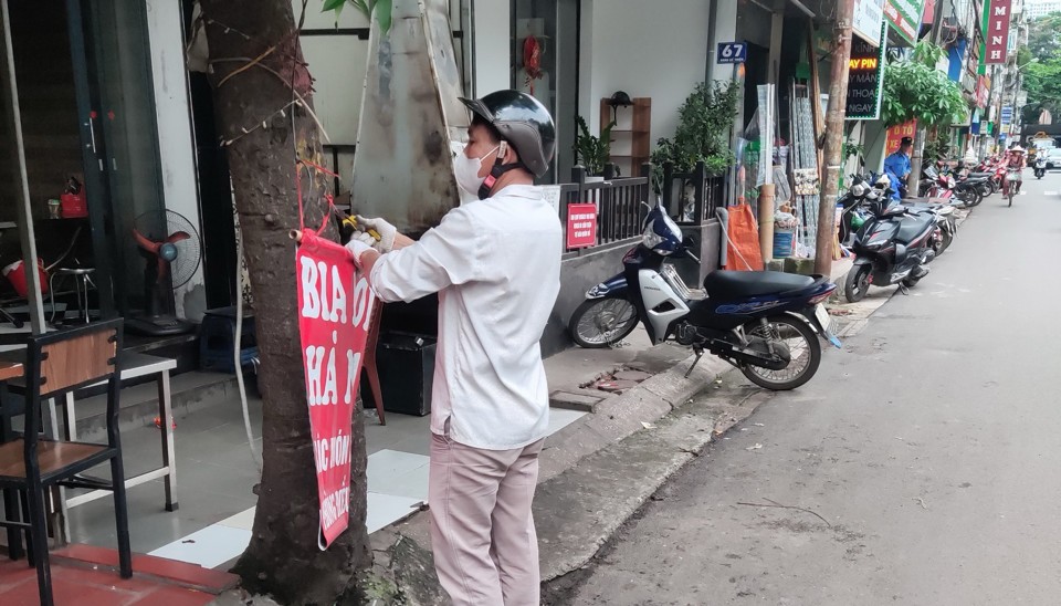 Xử lý các hành vi xâm hại cây xanh tại phường Mai Dịch, Cầu Giấy  - Ảnh 1