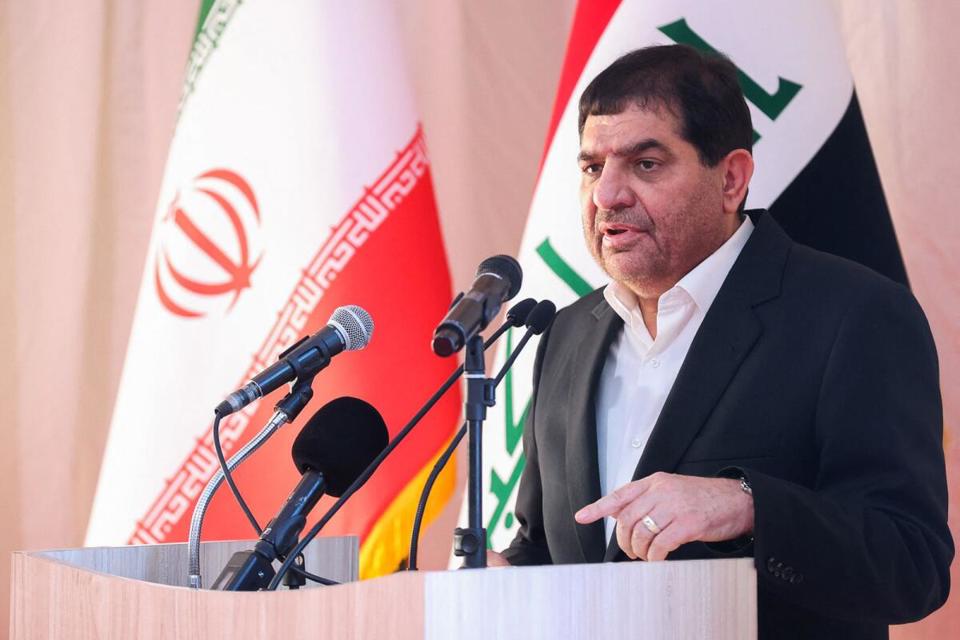 Phoacute;Tổng thống thứ nhất Mohammad Mokhber được chỉ định lagrave;mTổng thống tạm quyền của Iran. Ảnh: AP