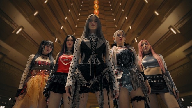 LUNAS ra mắt MV debut. Ảnh: Nh&agrave; sản xuất