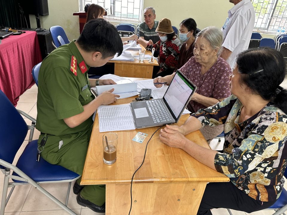 Quận T&acirc;y Hồ phấn đấu ho&agrave;n th&agrave;nh, ho&agrave;n th&agrave;nh vượt mức mốc thời gian TP H&agrave; Nội y&ecirc;u cầu.