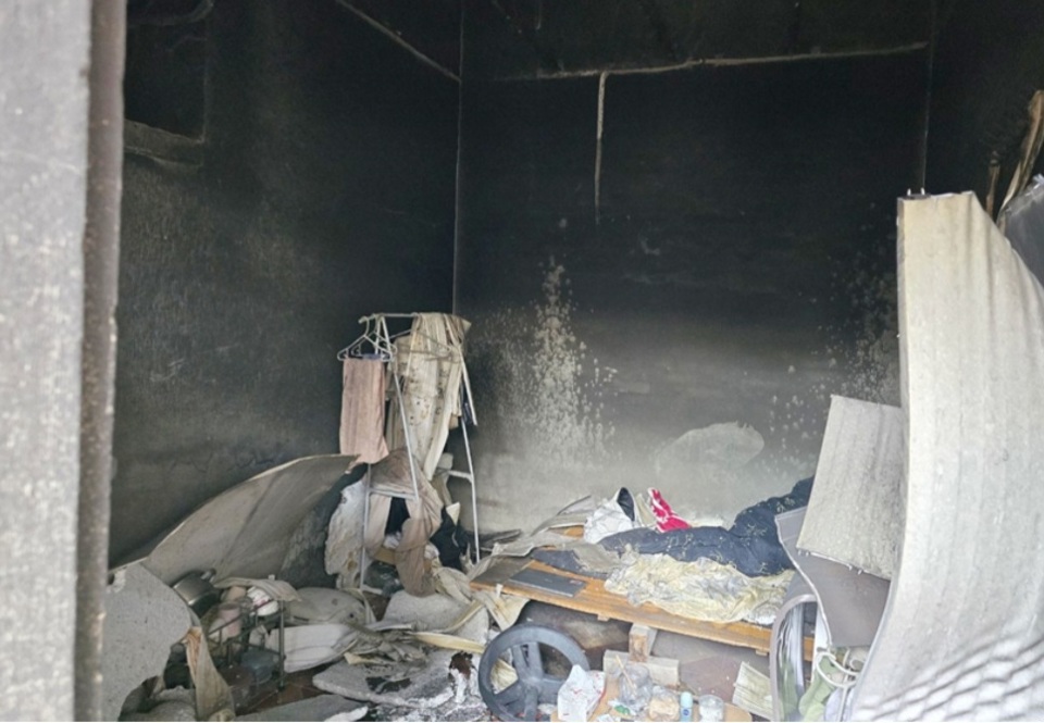 Hình ảnh mới nhất hiện trường cháy khiến 14 người tử vong ở phố Trung Kính - Ảnh 8