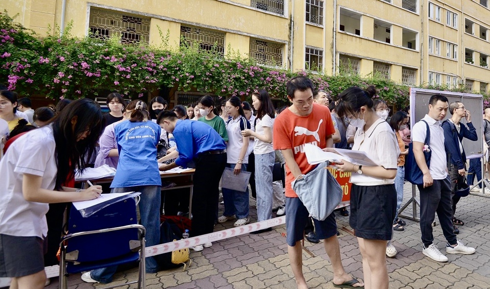 4.300 thí sinh quyết tâm chinh phục lớp 10 chuyên Tự nhiên và chuyên Nhân văn - Ảnh 4