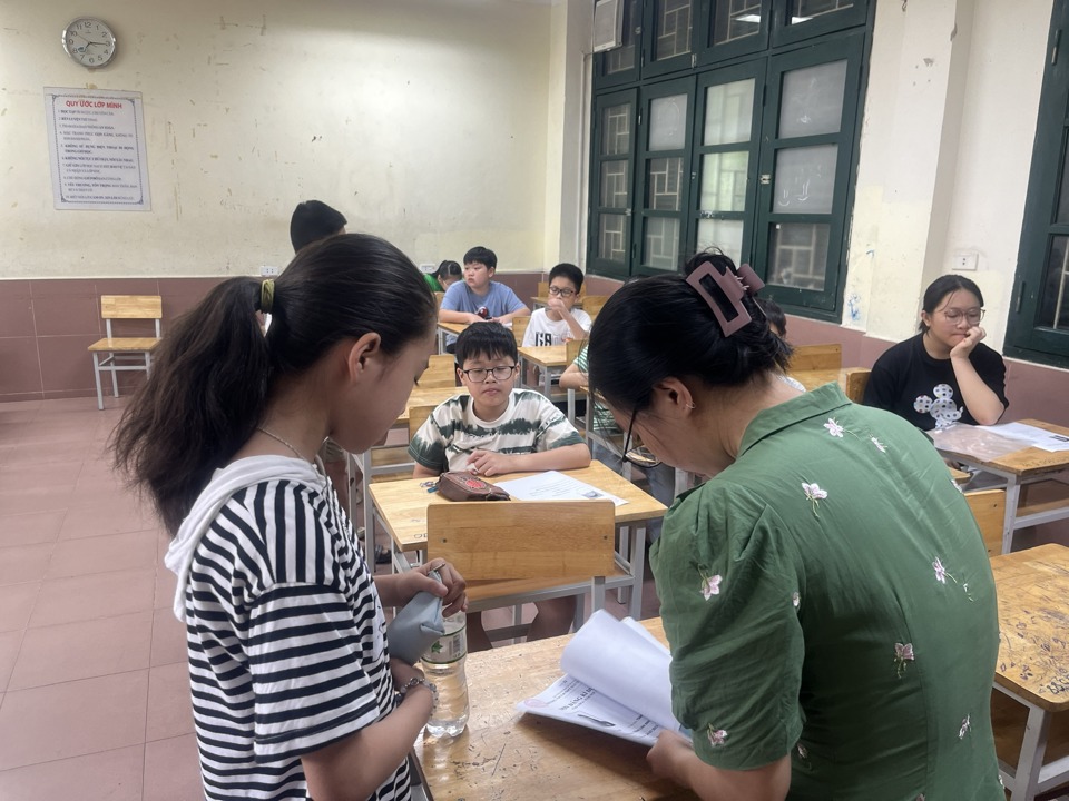 5.555 sỹ tử nhí bước vào kỳ thi lớp 6 Trường THCS&THPT Nguyễn Tất Thành - Ảnh 7