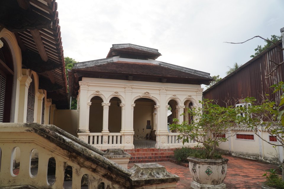 Thăm nhà cổ Huỳnh Phủ hơn trăm tuổi, có kiến trúc Huế độc đáo