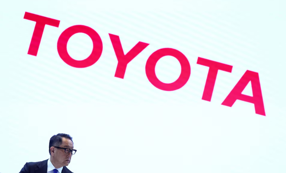 &Ocirc;ng Akio Toyoda, Chủ tịch tập đo&agrave;n Toyota Motor Corporation tham dự họp b&aacute;o tại Bangkok, Th&aacute;i Lan năm 2023. Ảnh:&nbsp;&nbsp;Athit Perawongmetha