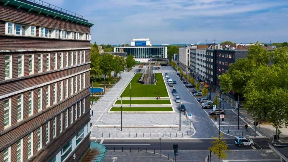 Gelsenkirchen từ l&acirc;u đ&atilde; nổi tiếng với lịch sử khai th&aacute;c than v&agrave; luyện th&eacute;p. Ảnh: AFP