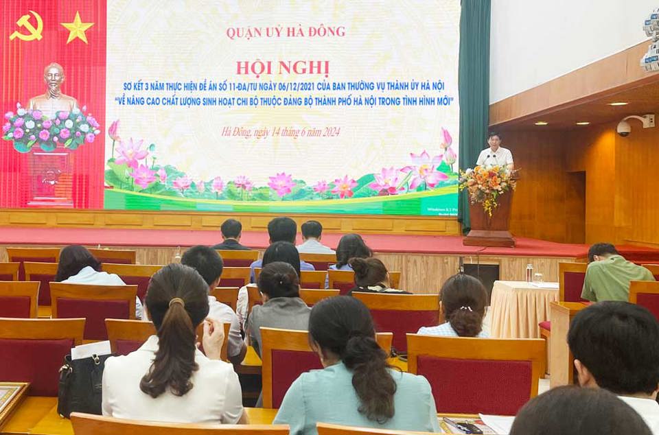 To&agrave;n cảnh hội nghị.